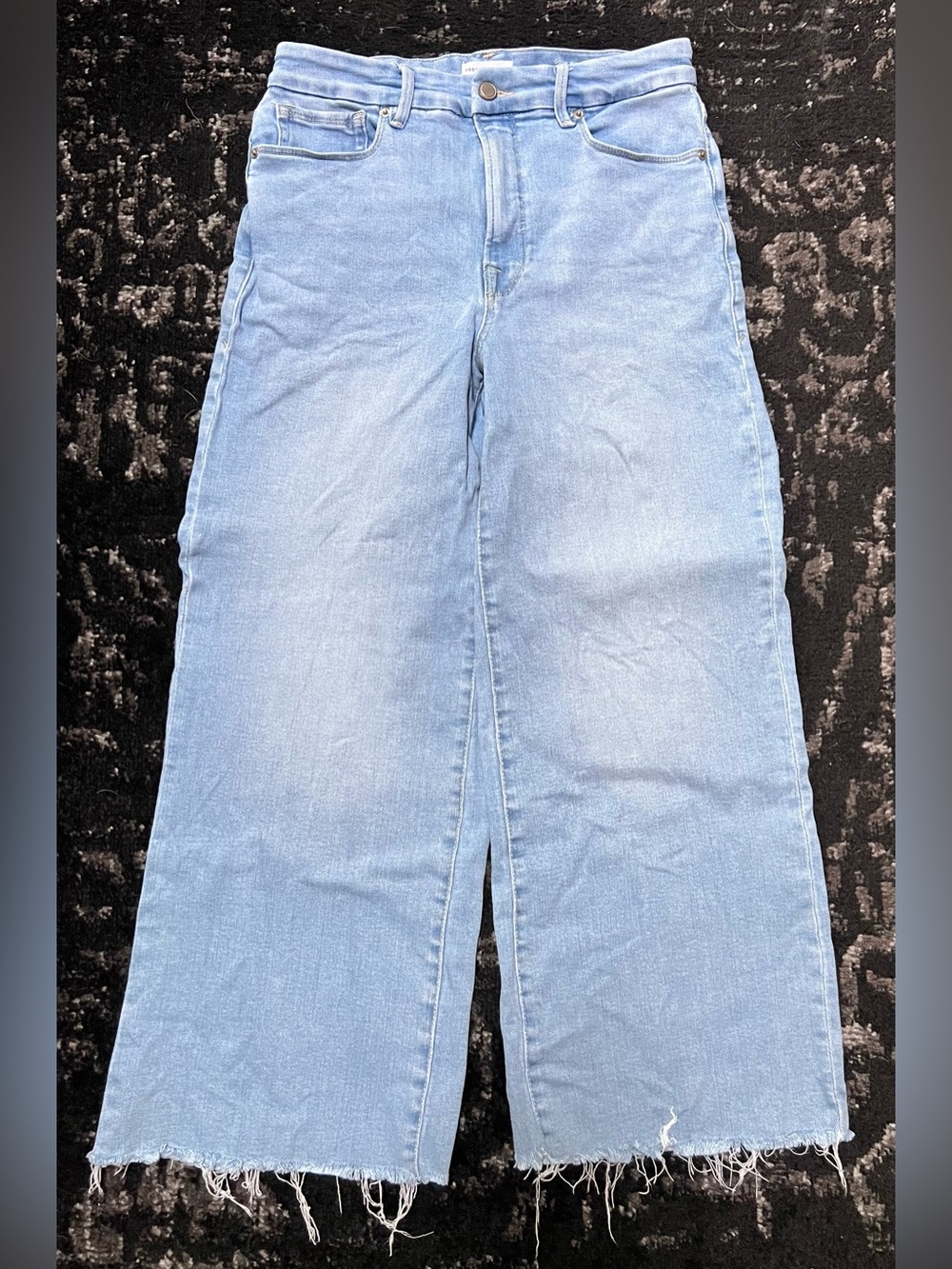 Good American Light Wash Wide-Leg Cropped Jeans. Sz 10/30.
